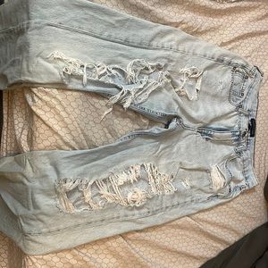 Aeropostale Baggy 90’s High Rise Distressed Jeans